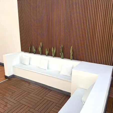 Dedalos - Spacious Luxury With Heated Pool In Vila