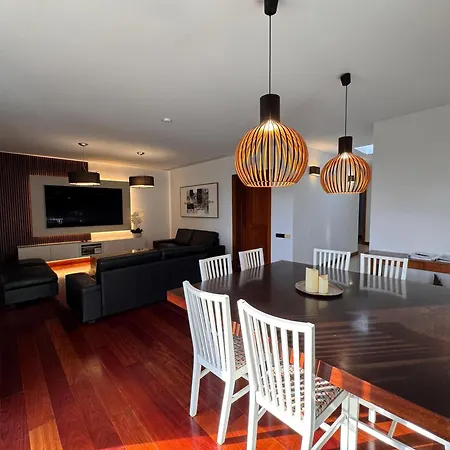 Dedalos - Spacious Luxury With Heated Pool In Villa *