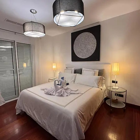 Dedalos - Spacious Luxury With Heated Pool In 빌라 *