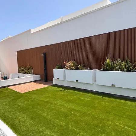 Villa Dedalos - Spacious Luxury With Heated Pool In Puerto Calero
