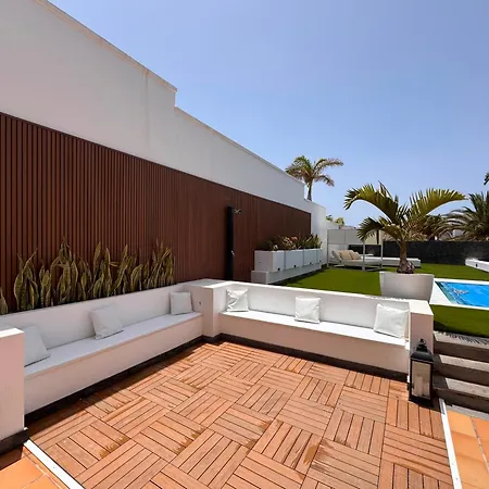 Dedalos - Spacious Luxury With Heated Pool In * Puerto Calero