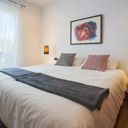 Dedalos - A Luxury Large With A Heated Pool In 别墅