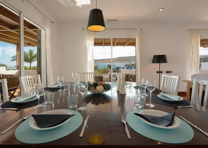 빌라 Dedalos - Spacious Luxury With Heated Pool In