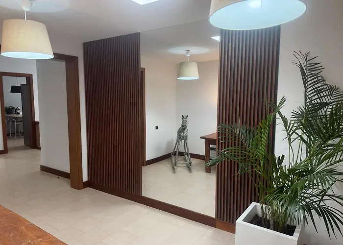 Dedalos - Spacious Luxury With Heated Pool In 빌라