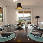 Willa Dedalos - Spacious Luxury With Heated Pool In